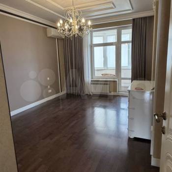 Сдается Многокомнатная квартира, 123 м²