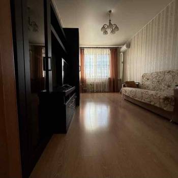 Сдается 1-комнатная квартира, 39 м²