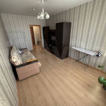 Сдается 1-комнатная квартира, 39 м²