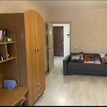 Продается 1-комнатная квартира, 41 м²