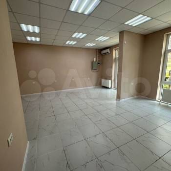Сдается Нежилое помещение, 42 м²