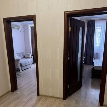Сдается 1-комнатная квартира, 53 м²