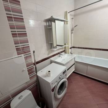 Сдается 1-комнатная квартира, 53 м²