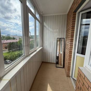 Сдается 1-комнатная квартира, 53 м²