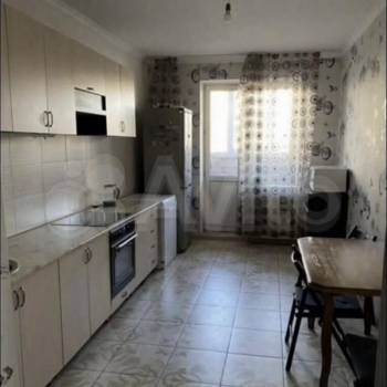 Сдается Многокомнатная квартира, 97,8 м²