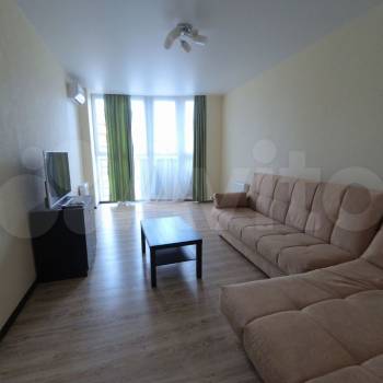 Сдается 1-комнатная квартира, 42 м²