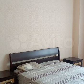 Сдается 2-х комнатная квартира, 81,6 м²