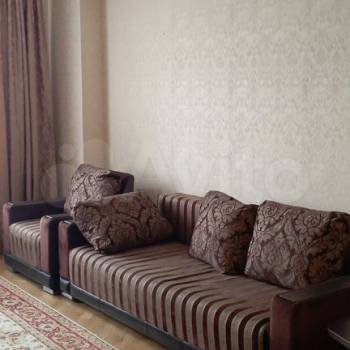 Сдается 2-х комнатная квартира, 81,6 м²