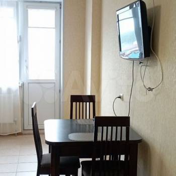 Сдается 2-х комнатная квартира, 81,6 м²