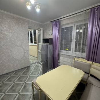 Сдается 2-х комнатная квартира, 71 м²