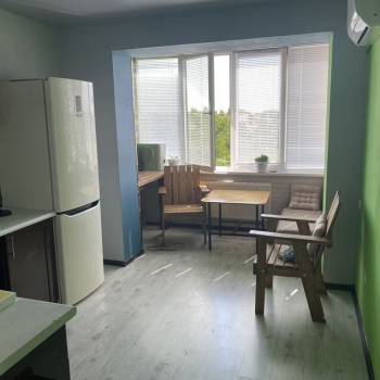 Продается 1-комнатная квартира, 35 м²