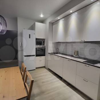 Сдается 2-х комнатная квартира, 67 м²