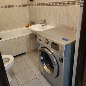 Продается 1-комнатная квартира, 46 м²