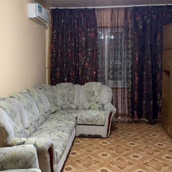 Сдается 1-комнатная квартира, 42 м²