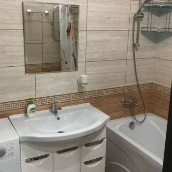 Сдается 2-х комнатная квартира, 60 м²