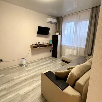 Продается 1-комнатная квартира, 27 м²