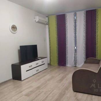 Продается 1-комнатная квартира, 35,6 м²