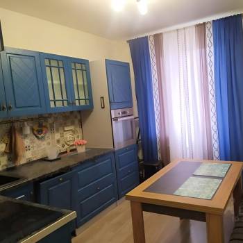 Продается 1-комнатная квартира, 35,6 м²