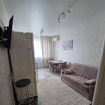 Продается 1-комнатная квартира, 40,3 м²