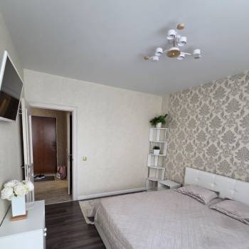 Продается 1-комнатная квартира, 40,3 м²