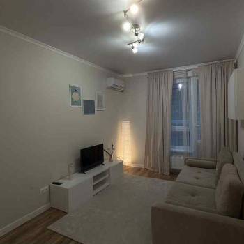 Сдается 1-комнатная квартира, 37 м²