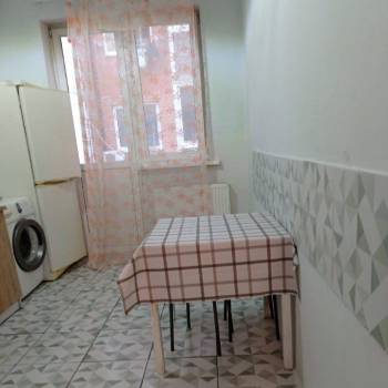 Сдается 1-комнатная квартира, 37,1 м²