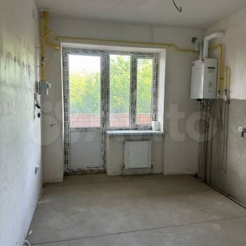 Продается 1-комнатная квартира, 38 м²