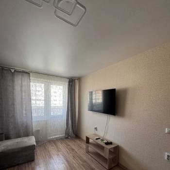 Продается 1-комнатная квартира, 38 м²