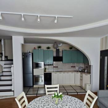 Продается 3-х комнатная квартира, 80 м²