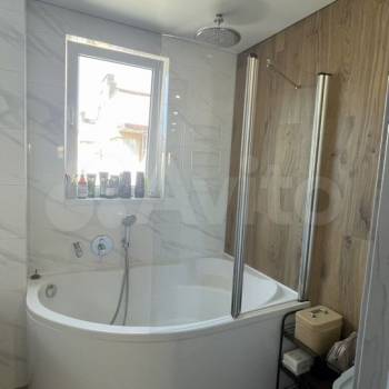 Продается Многокомнатная квартира, 100 м²