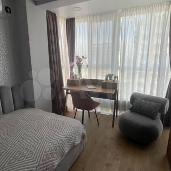 Продается Многокомнатная квартира, 100 м²