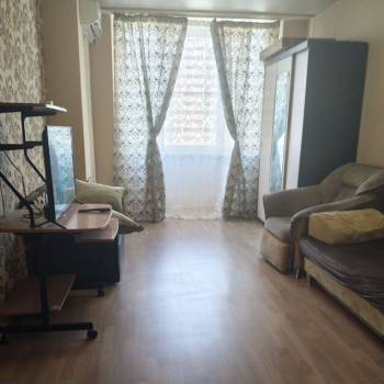 Продается 1-комнатная квартира, 42,6 м²