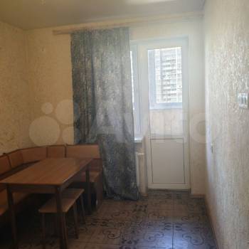 Продается 1-комнатная квартира, 42,6 м²
