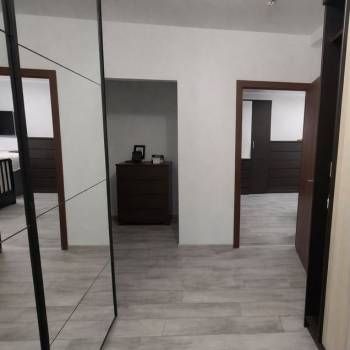 Продается 1-комнатная квартира, 47 м²