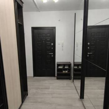 Продается 1-комнатная квартира, 47 м²