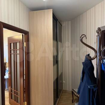 Продается 1-комнатная квартира, 58 м²