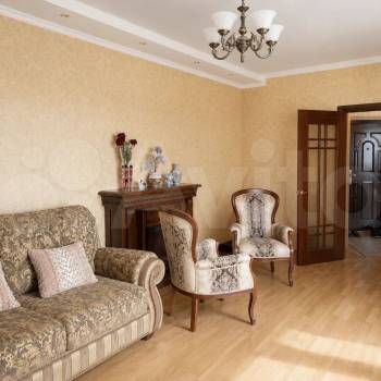 Продается 1-комнатная квартира, 58 м²