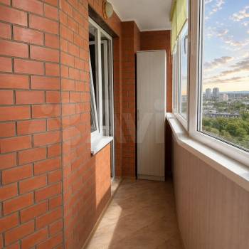 Продается 1-комнатная квартира, 58 м²