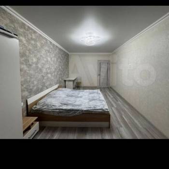 Продается 1-комнатная квартира, 41 м²