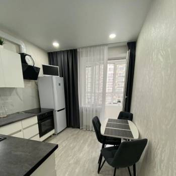 Продается 1-комнатная квартира, 35 м²
