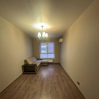 Продается 1-комнатная квартира, 40,3 м²