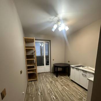 Продается 1-комнатная квартира, 40,3 м²