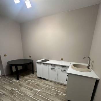 Продается 1-комнатная квартира, 40,3 м²