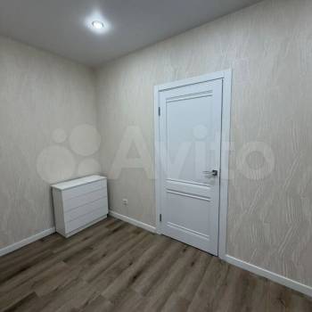Продается 1-комнатная квартира, 40,4 м²