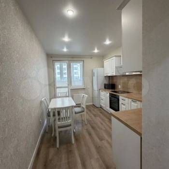 Продается 1-комнатная квартира, 40,4 м²