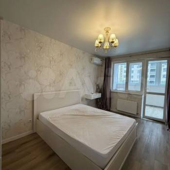 Продается 1-комнатная квартира, 40,4 м²