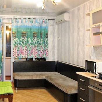 Сдается 1-комнатная квартира, 43 м²
