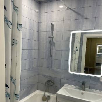 Продается 1-комнатная квартира, 50 м²