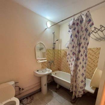 Продается 1-комнатная квартира, 38 м²