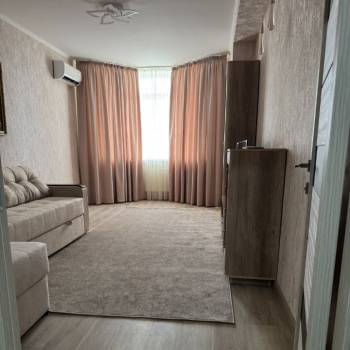 Сдается 1-комнатная квартира, 42,3 м²